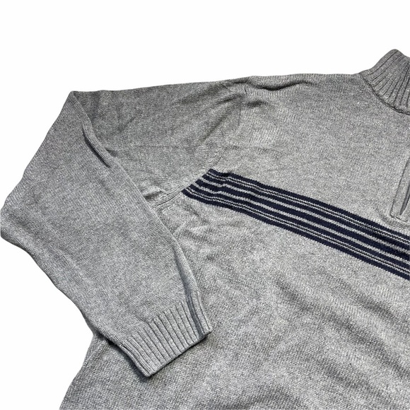 Chaps Men’s Gray Quarter Zip Long Sleeve Pullover - Picture 2 of 9